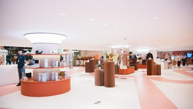 老建筑里的消費新活力 上海“五一”商業(yè)圖景中的百年地標與高能級首店